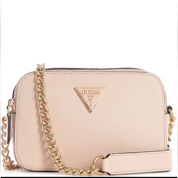 GUESS CROSSBODY BAG HASSIE CAMERA BAG SAFFIANO VEGAN LEATHER NWT - Picture 1 of 7